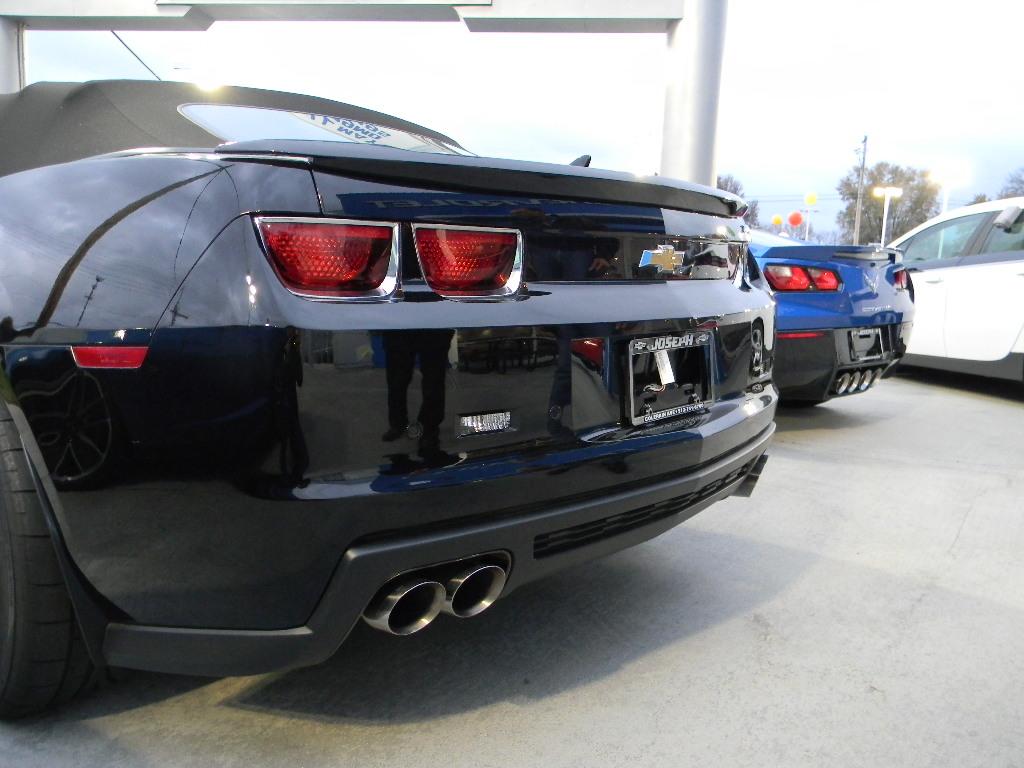 4 point exhaust system with butterfly exhaust system. 