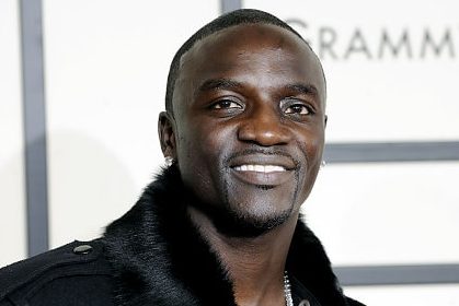 Akon gives back