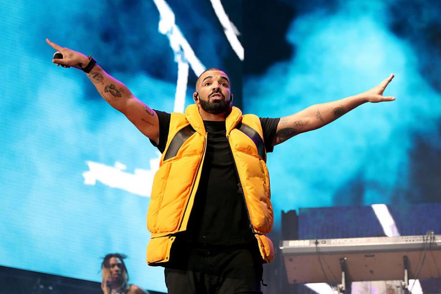 Drake preforming on his Aubrey and Three Migos Tour