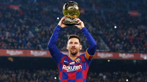 Messi hoists his 6th Balon Dor win in the Camp Nou in Barcelona